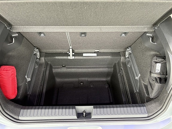 Volkswagen Polo 14 of 15