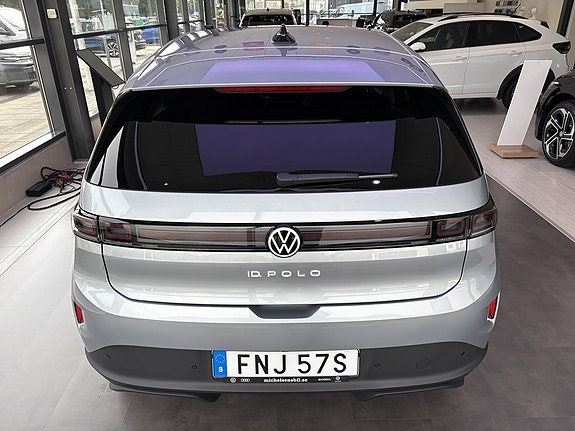 Volkswagen Polo 6 of 15