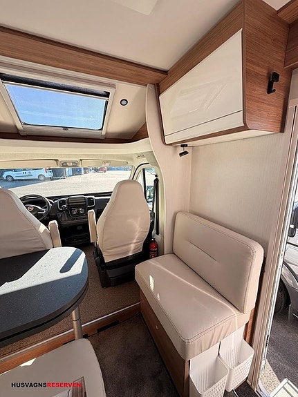Pilote P 740 GJ 11 of 25