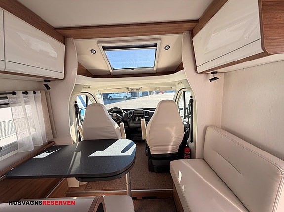 Pilote P 740 GJ 12 of 25