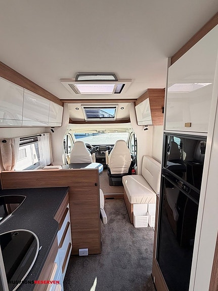 Pilote P 740 GJ 20 of 25
