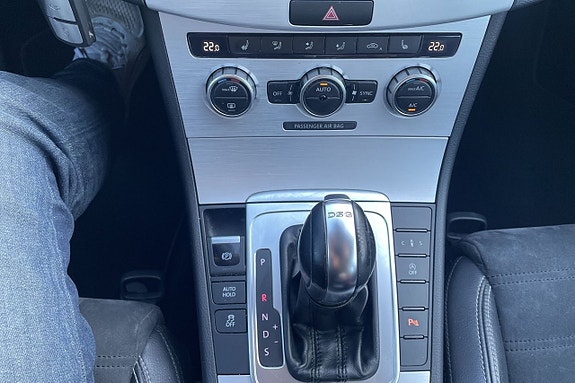 Volkswagen CC 11 of 15