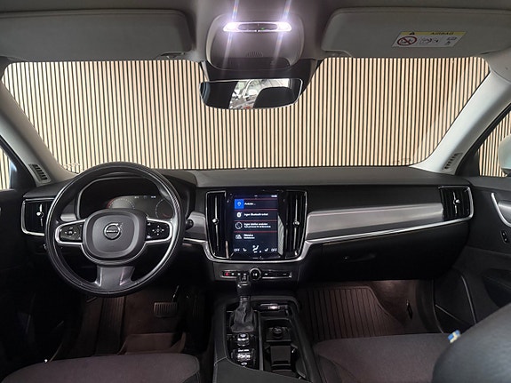 Volvo V90 15 of 30