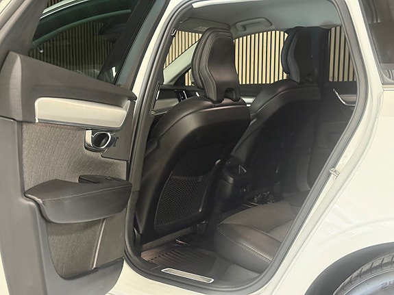 Volvo V90 12 of 30