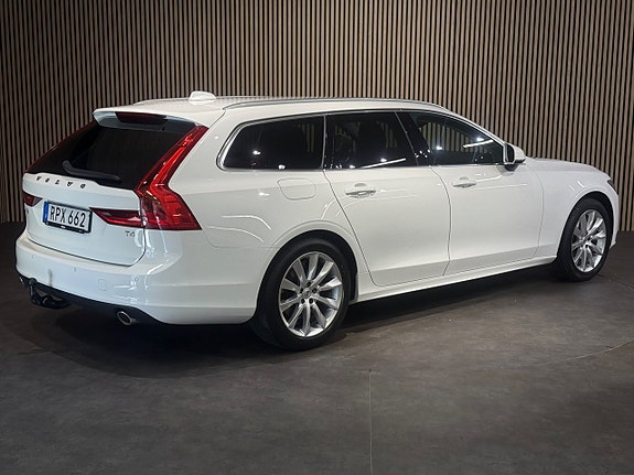 Volvo V90 4 of 30