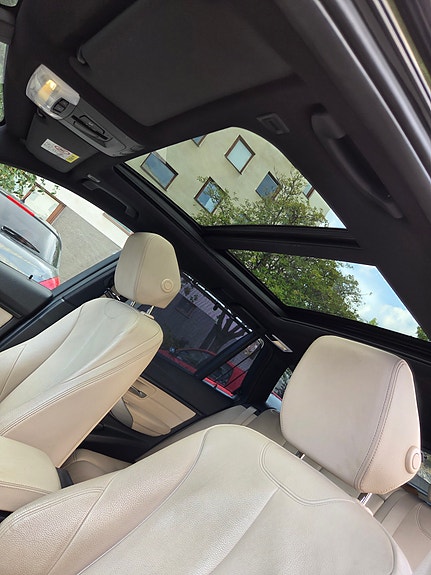 BMW 320d 7 of 9