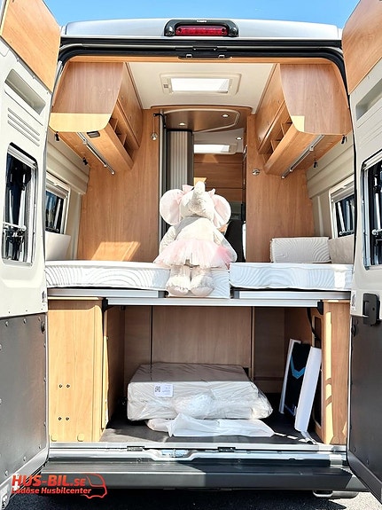 Pössl Roadcruiser XL / Dieselvärme / Solpanel / Extra hög 20 of 24