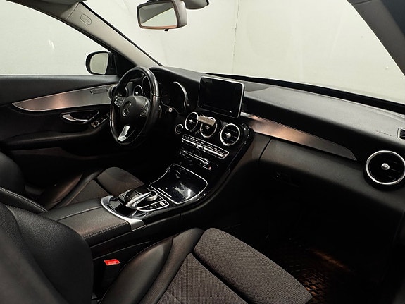 Mercedes-Benz C220 d 8 of 25