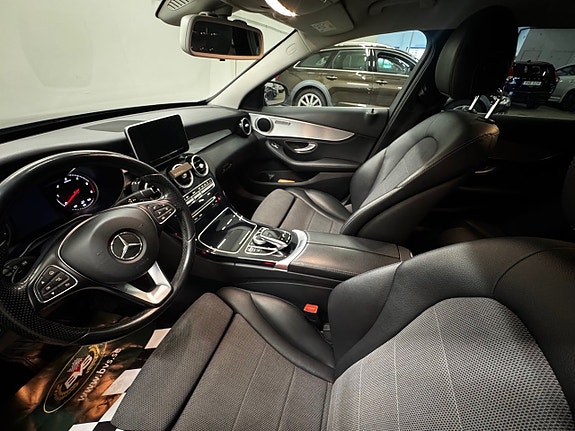 Mercedes-Benz C220 d 10 of 25