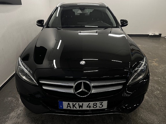 Mercedes-Benz C220 d 3 of 25