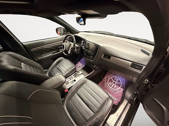 Mitsubishi Outlander 11 of 15