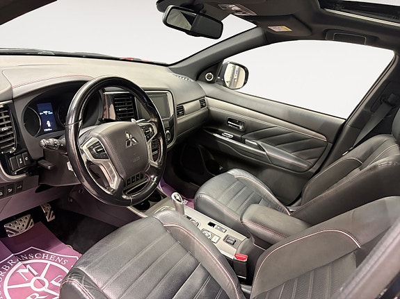 Mitsubishi Outlander 8 of 15