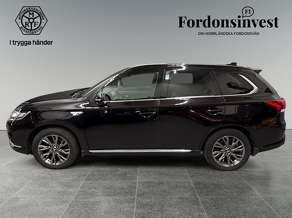 Mitsubishi Outlander 2 of 15