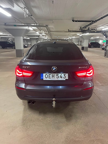 BMW 320d 4 of 10