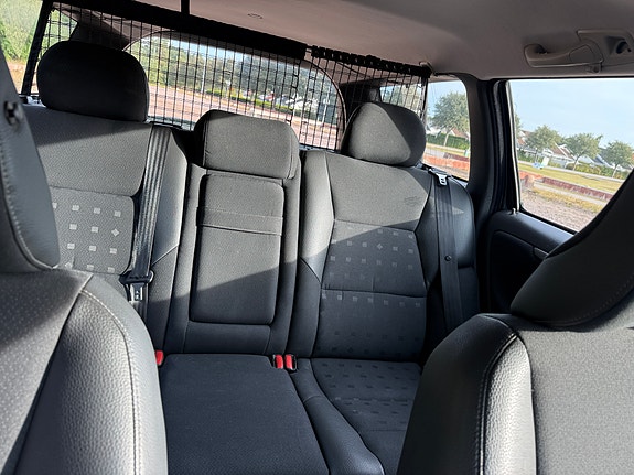 Volvo V70 8 of 13