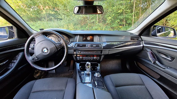 BMW 520d 13 of 16