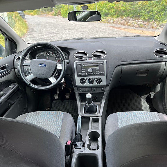 Ford Focus 5 of 6