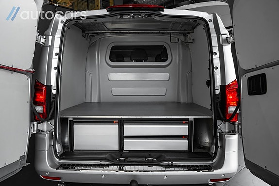 Mercedes-Benz Vito 119 16 of 30