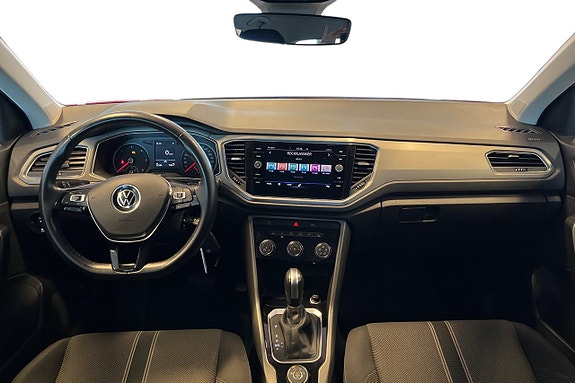 Volkswagen T-Roc 13 of 25
