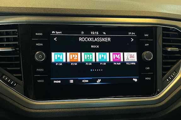 Volkswagen T-Roc 18 of 25