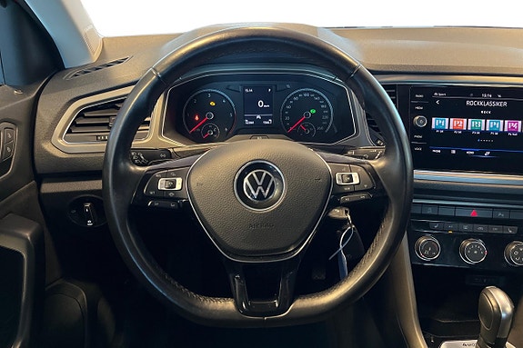 Volkswagen T-Roc 14 of 25