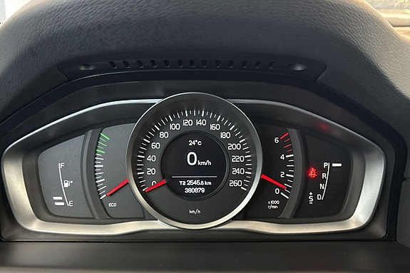 Volvo XC70 19 of 25