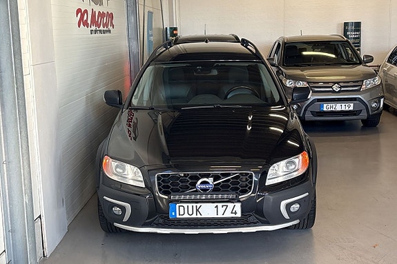 Volvo XC70 4 of 25