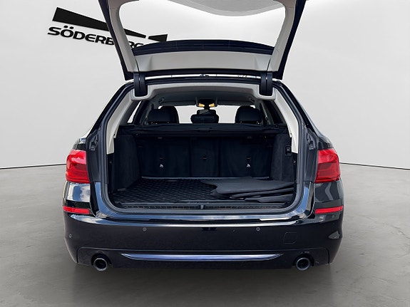 BMW 520d 26 of 30