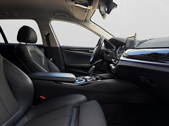 BMW 520d 30 of 30