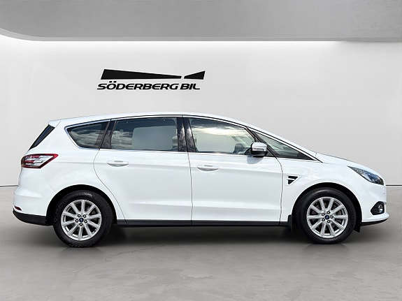 Ford S-MAX 24 of 28