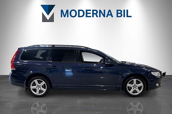 Volvo V70 6 of 22