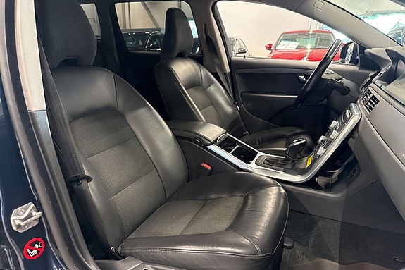 Volvo V70 18 of 22