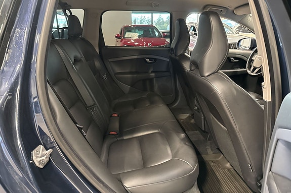 Volvo V70 19 of 22