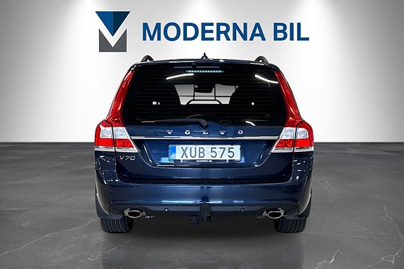 Volvo V70 4 of 22