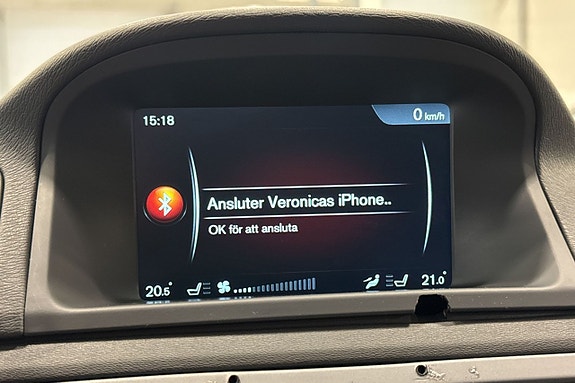 Volvo V70 13 of 22