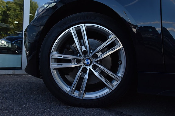 BMW 118i 9 of 24