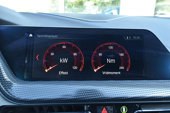 BMW 118i 22 of 24