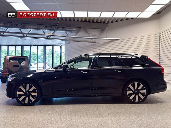 Volvo V90 4 of 23