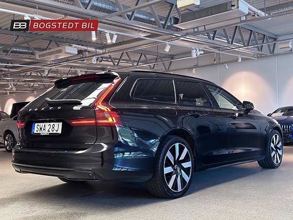 Volvo V90 7 of 23