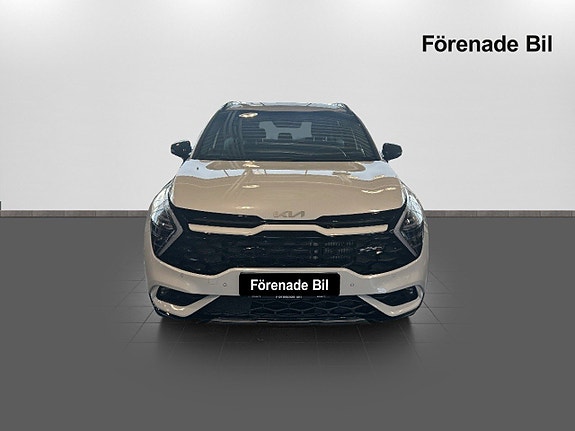 Kia Sportage 2 of 17
