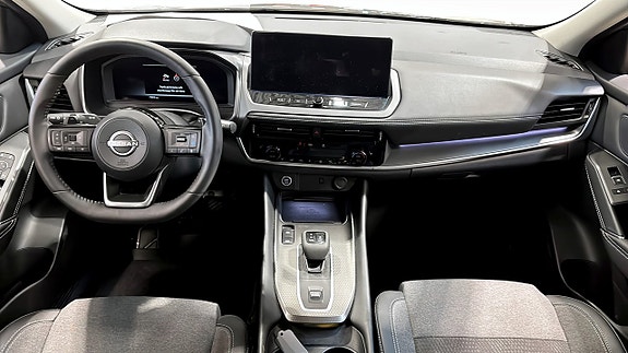 Nissan Qashqai 4 of 17