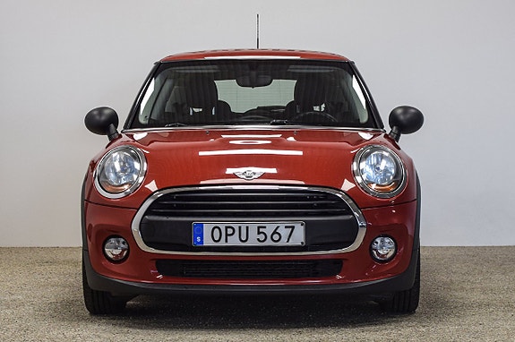 MINI One 4 of 18