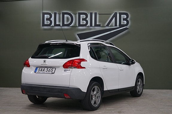 Peugeot 2008 5 of 16