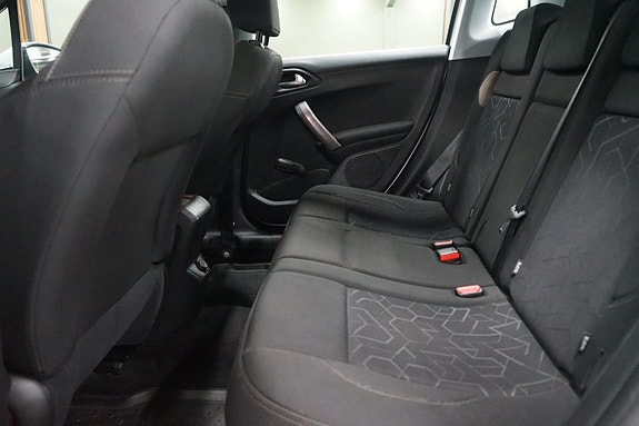 Peugeot 2008 12 of 16