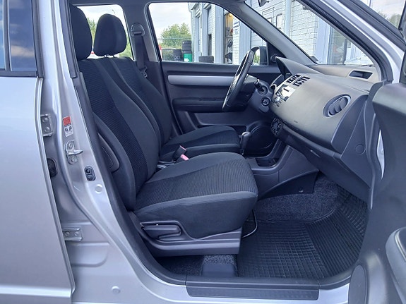 Suzuki Swift 14 of 22
