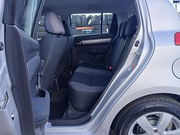 Suzuki Swift 12 of 22