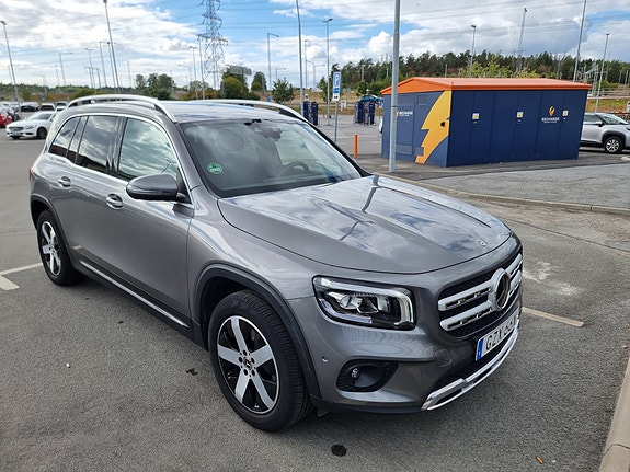 Mercedes-Benz GLB200 d 12 of 17