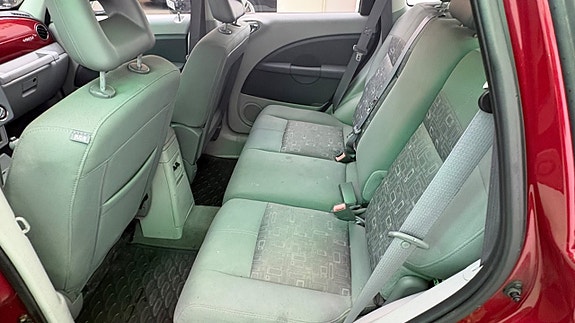 Chrysler PT Cruiser 11 of 17