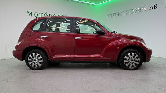 Chrysler PT Cruiser 3 of 17