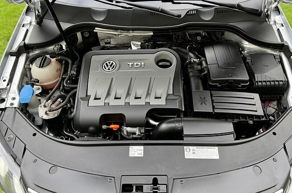 Volkswagen Passat 14 of 20